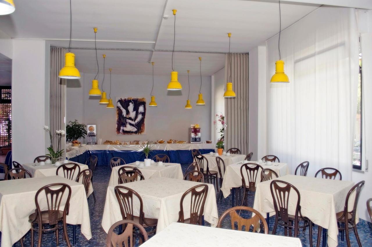Hotel Leuco' マルティンシクーロ エクステリア 写真